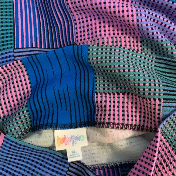 LulaRoe Skirt - Picture 4 of 4